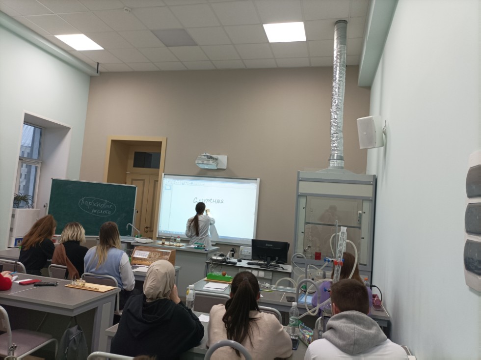 ������ '�����+' �������� ����� � ������� ��������� 3 �����