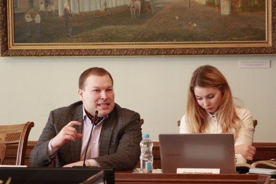 21- 22 марта 2015 года юридический факультет КФУ стал первой площадкой в России, собравшей локальные группы Европейской Ассоциации Студентов - Юристов (ELSA) из Москвы, Санкт-Петербурга, Калининграда, Казани и гостей из Германии. 21- 22 марта 2015 года юридический факультет КФУ стал первой площадкой в России, собравшей локальные группы Европейской Ассоциации Студентов - Юристов (ELSA) из Москвы, Санкт-Петербурга, Калининграда, Казани и гостей из Германии.