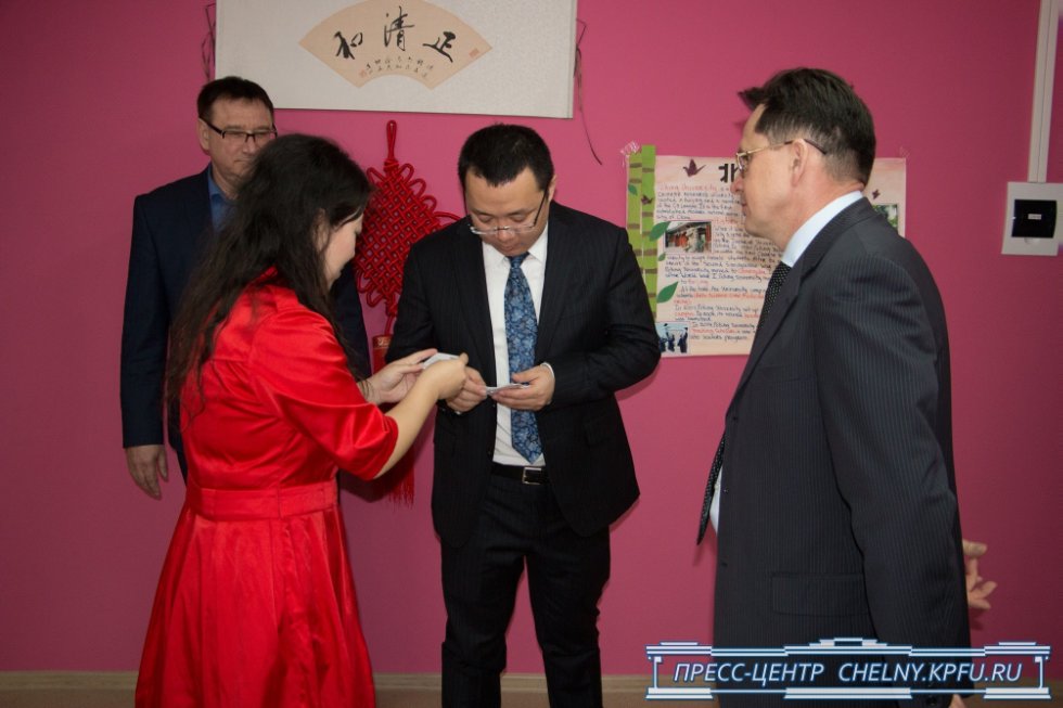 Крупнейший китайский производитель бытовой техники Haier открыл учебный центр на базе КФУ Крупнейший китайский производитель бытовой техники Haier открыл учебный центр на базе КФУ