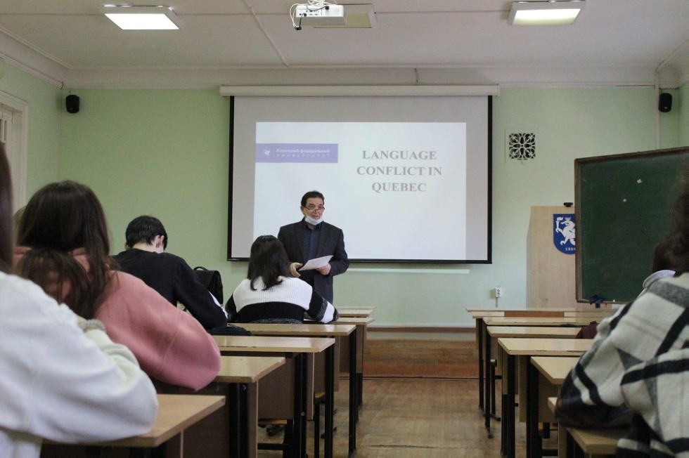Студенты Елабужского института приняли участие во Всероссийском диктанте по английскому языку ,Елабужский институт КФУ