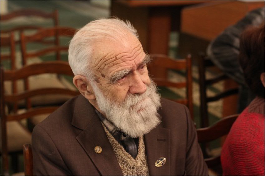 � 100-����� ��������� ��������� ��������