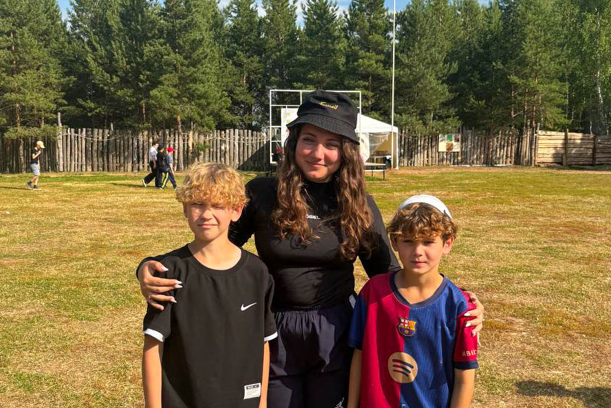 Студенты Елабужского института КФУ стали вожатыми палаточного лагеря Студенты Елабужского института КФУ стали вожатыми палаточного лагеря