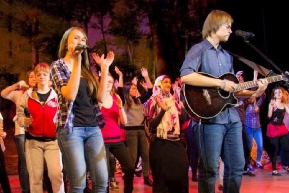 Welcome to the Institute of Environmental Sciences Welcome to the Institute of Environmental Sciences