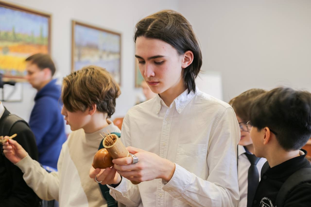 ������� 