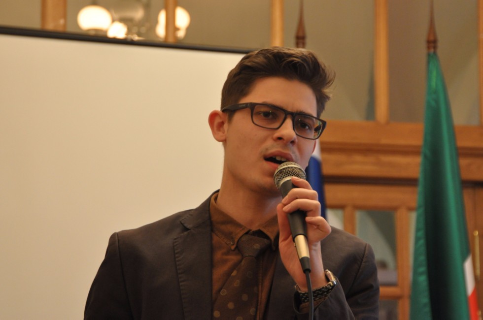 � ������������ ����� �� � ������ ����� '�����������' ���������� �������, ����������� ������� ������������ ����