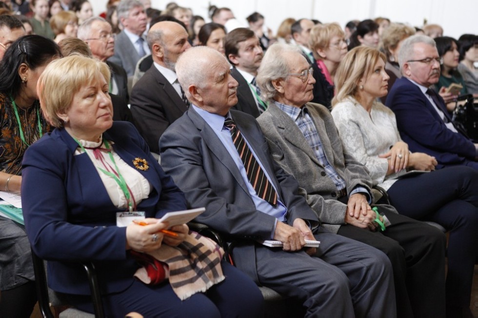 В Елабужском институте КФУ открылась IX-я Международная тюркологическая конференция В Елабужском институте КФУ открылась IX-я Международная тюркологическая конференция