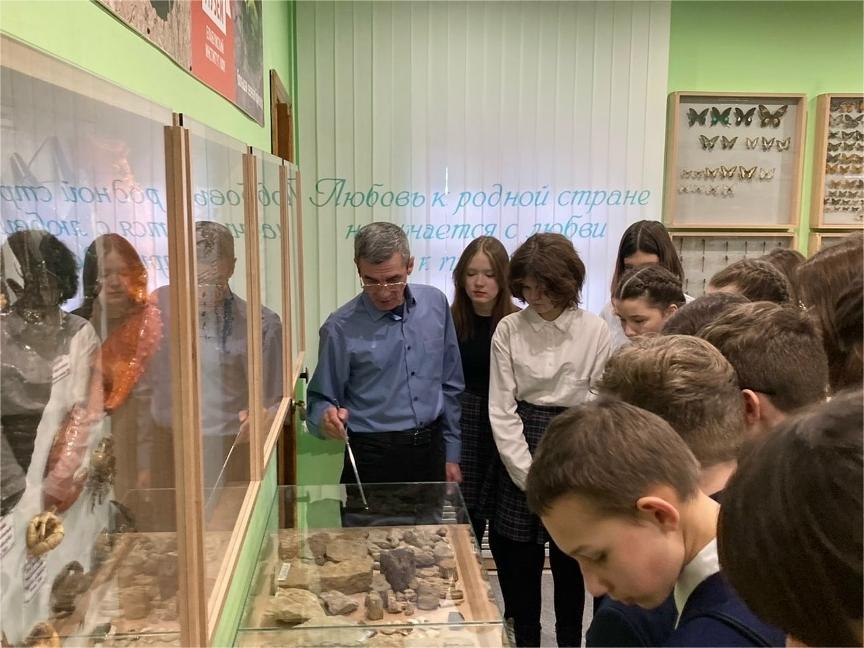 Юбилей отмечает Вячеслав Леонтьев ? ученый Елабужского института КФУ Юбилей отмечает Вячеслав Леонтьев ? ученый Елабужского института КФУ