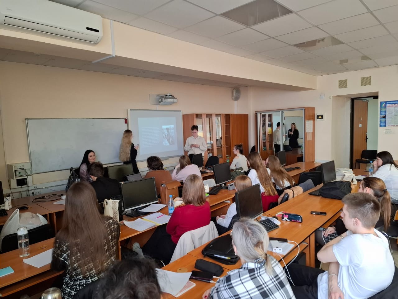 Четвероногие герои Великой Отечественной войны Четвероногие герои Великой Отечественной войны