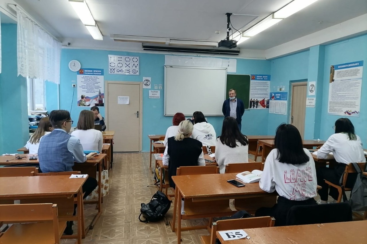 Преподаватель кафедры экономики и менеджмента провел профориентационную работу в г. Набережные Челны Преподаватель кафедры экономики и менеджмента провел профориентационную работу в г. Набережные Челны