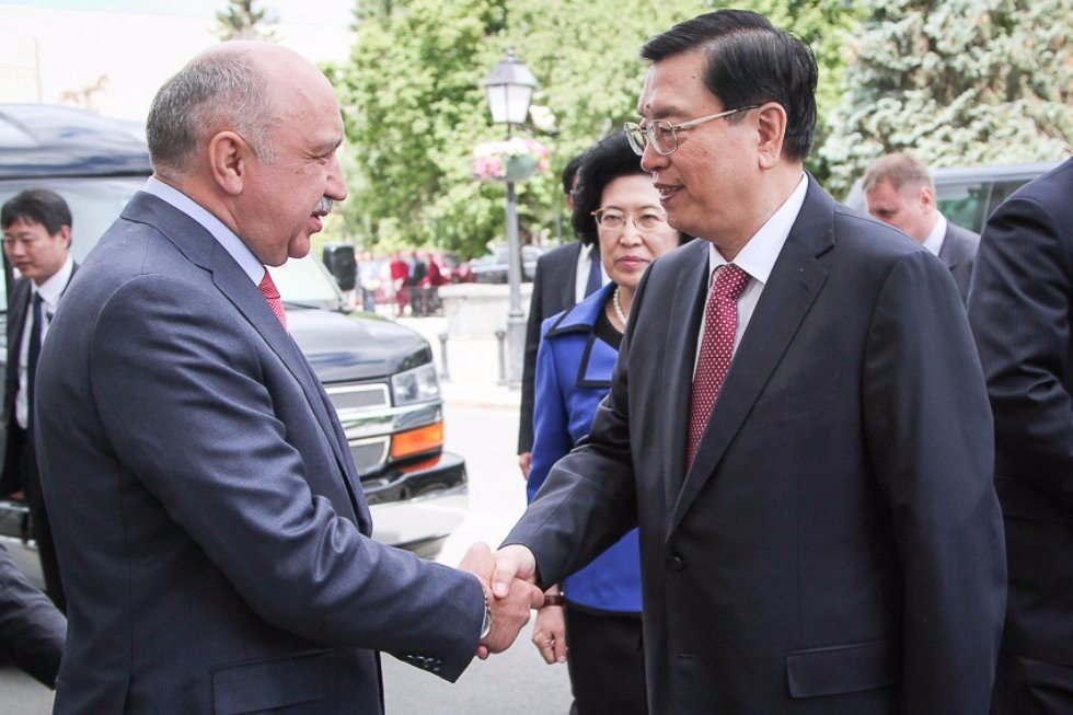 Chairman of the Standing Committee of the National People's Congress of the People's Republic of China Zhang Dejiang Visits University