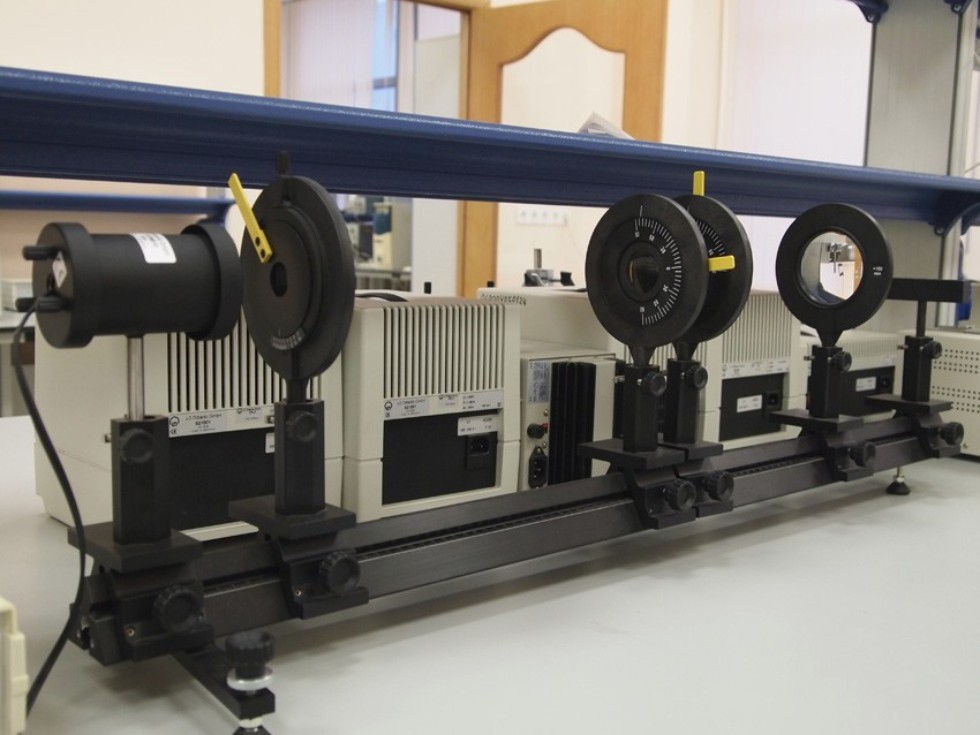 УЛ 'Общий физический практикум по физике конденсированных сред' УЛ 'Общий физический практикум по физике конденсированных сред'