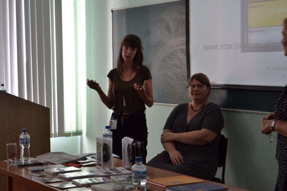 ������������ ������������ � '�����������' ���� ��������