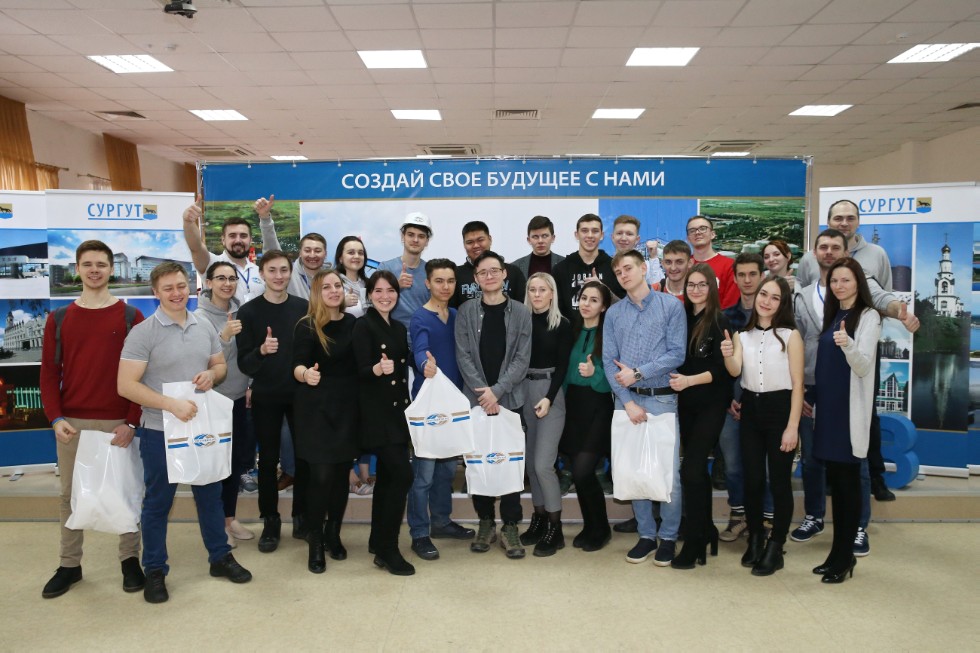 В Казанском федеральном университете прошли Дни ПАО 'Сургутнефтегаз' В Казанском федеральном университете прошли Дни ПАО 'Сургутнефтегаз'