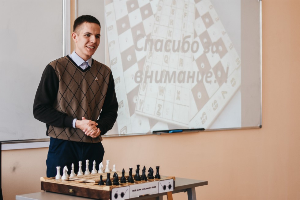 ����� ��������� ���� ������������� 