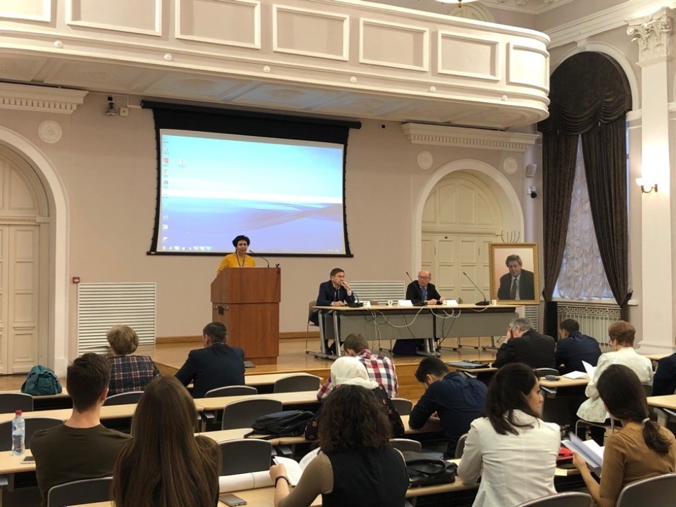 ���� � �����