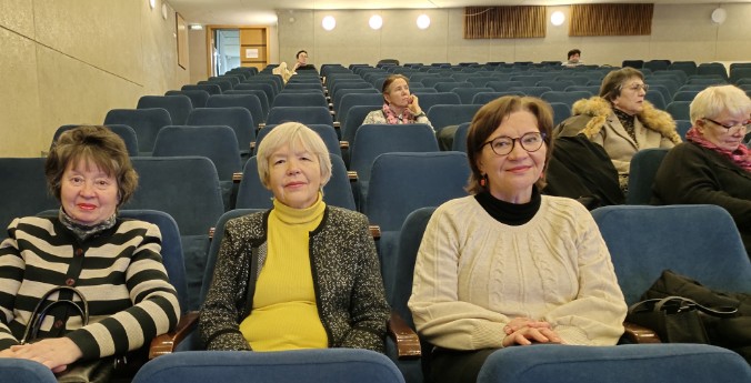 ����� �� ��������� � ������� �� � ����������� � ���