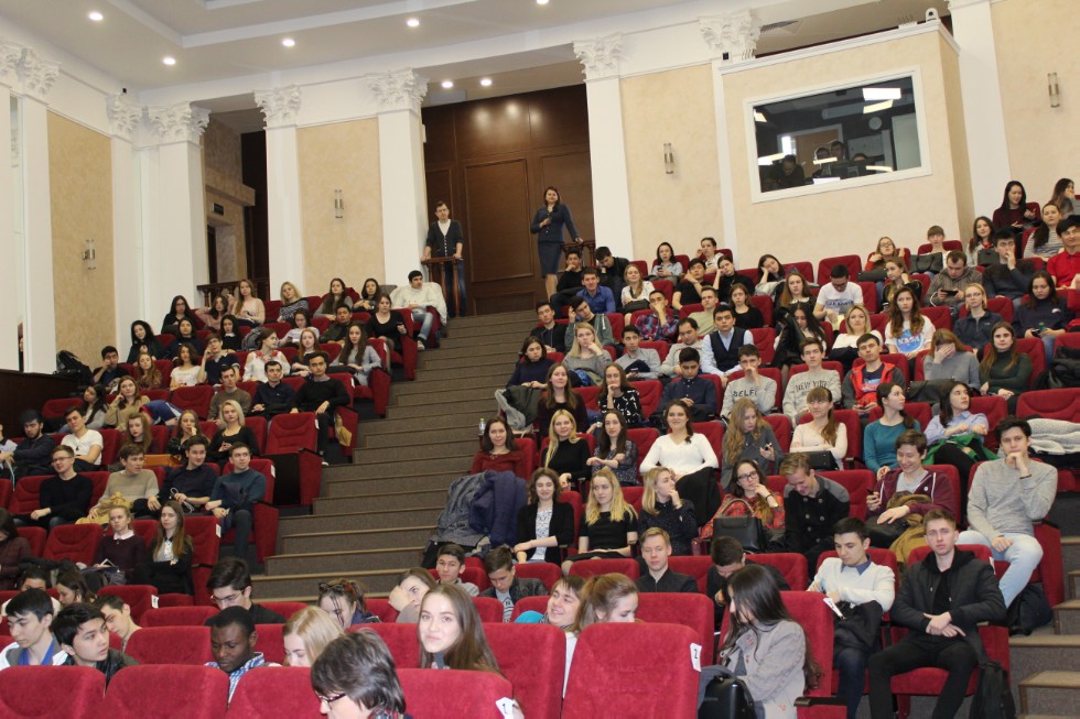 ������ ������������ ���������� '���� ���������' �������� �.�.