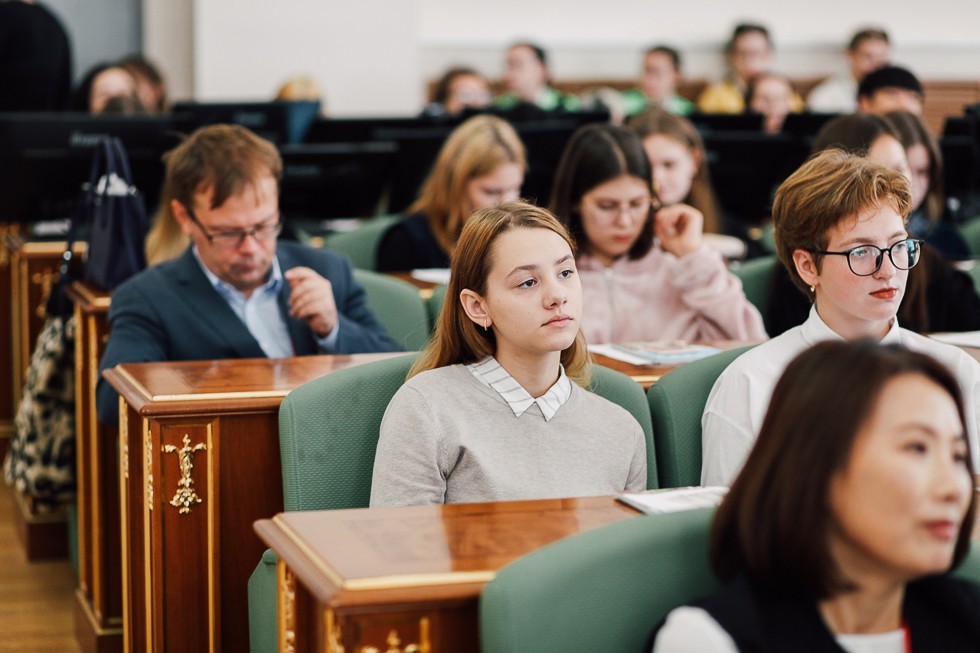 В ИМО торжественно открыли X Семинар по корееведению(фоторепортаж) В ИМО торжественно открыли X Семинар по корееведению(фоторепортаж)