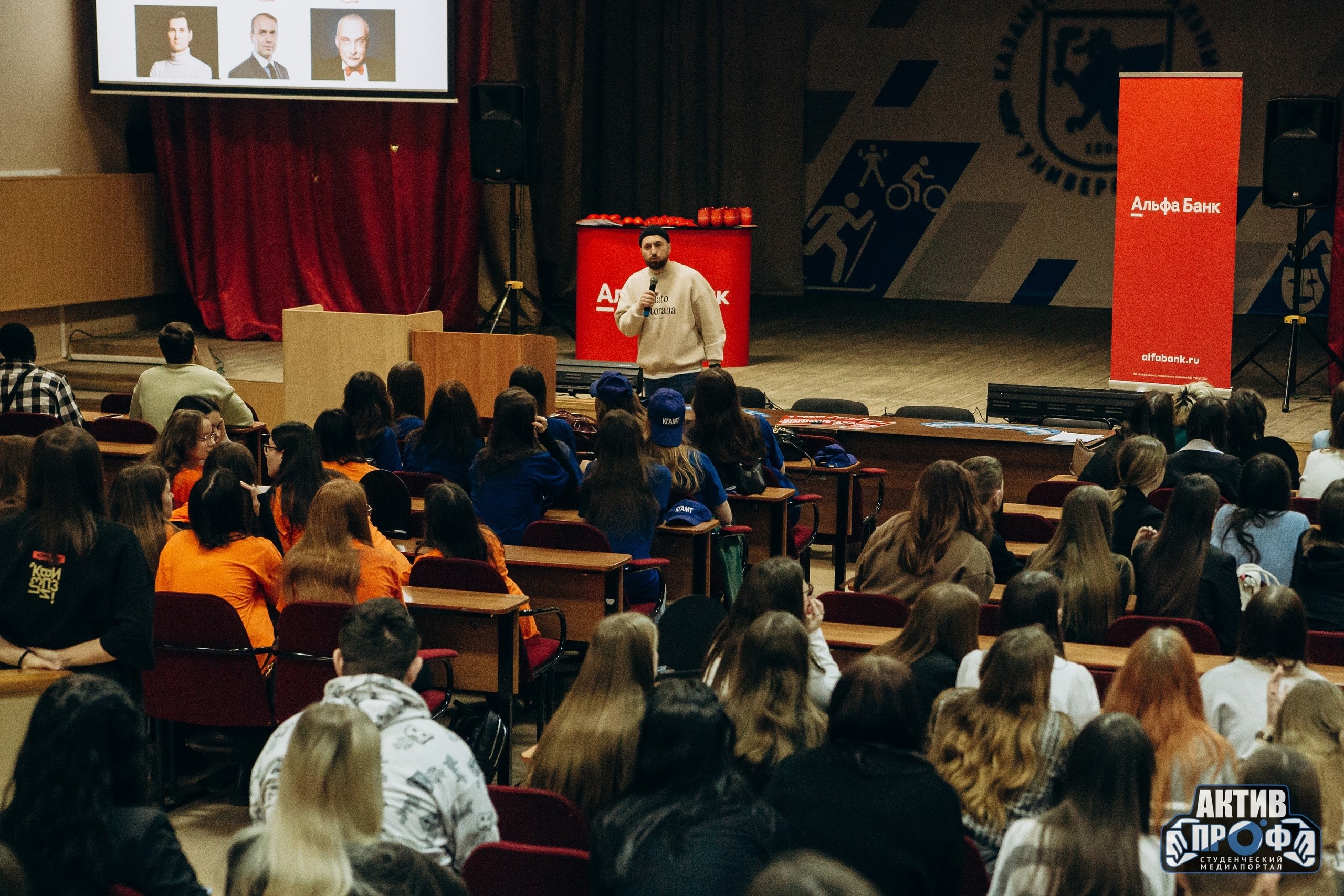 �����-����