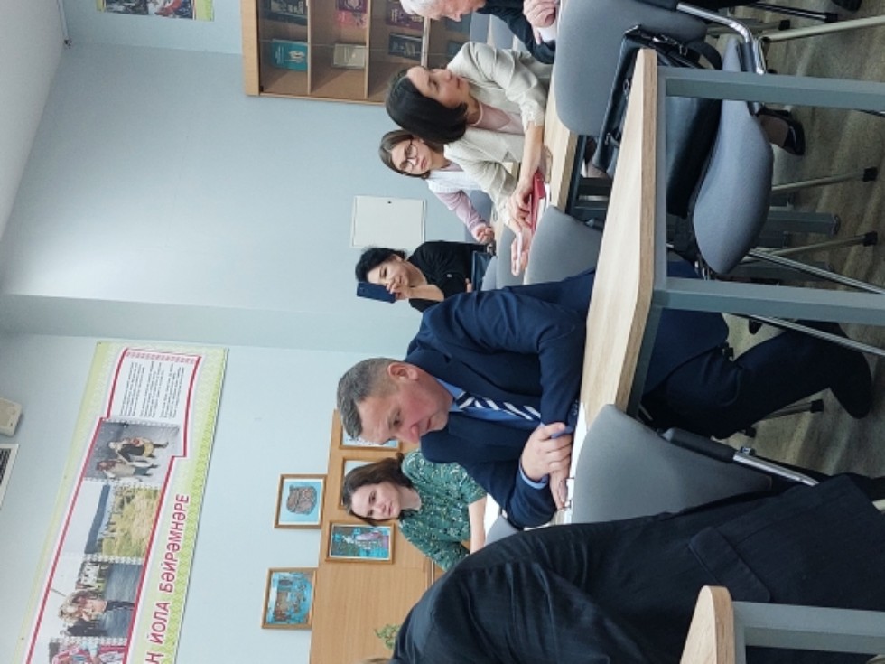 Әдәбият белемендә тирән эз калдырган галимнәр юбилее Әдәбият белемендә тирән эз калдырган галимнәр юбилее