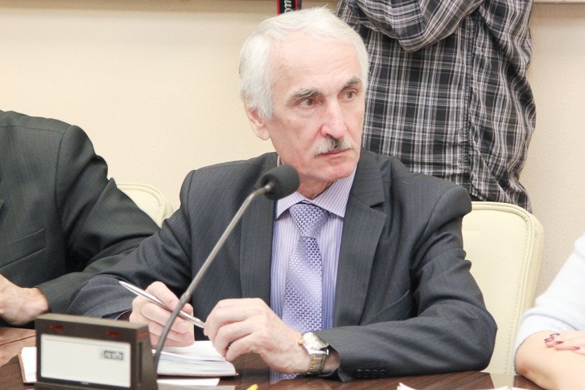 Alternative Currency: Crisis Recovery or Money Pit?