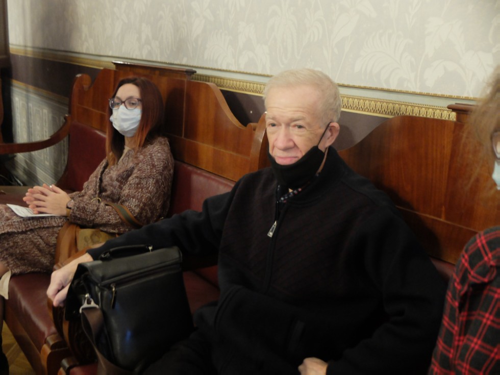 ���� 25 ���