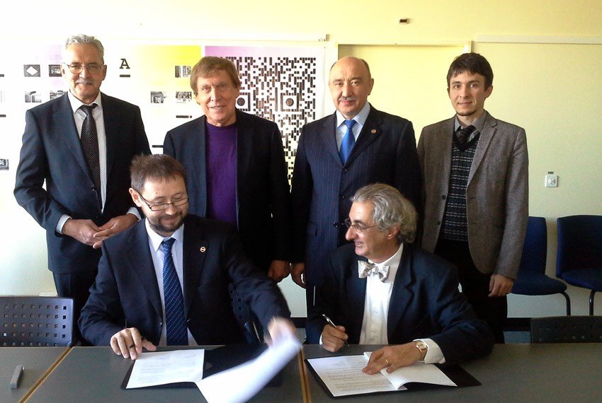 КФУ и Федеральная политехническая школа Лозанны (Швейцария) подписали соглашение о сотрудничестве КФУ и Федеральная политехническая школа Лозанны (Швейцария) подписали соглашение о сотрудничестве