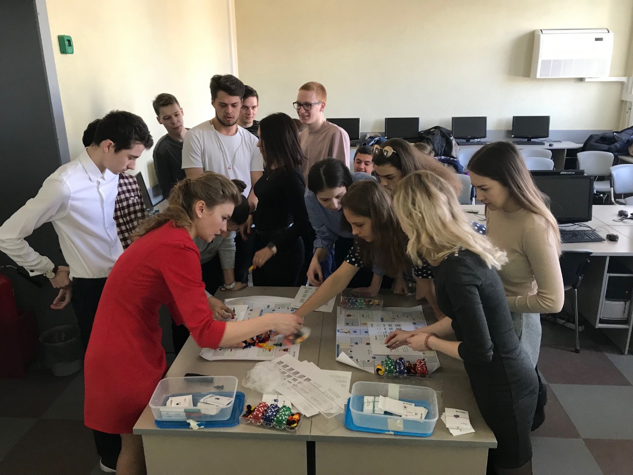 � ������ ���� 4 ������ ������ ������� ��� ���������� ������� '������������� ������' �� ��� '��������'