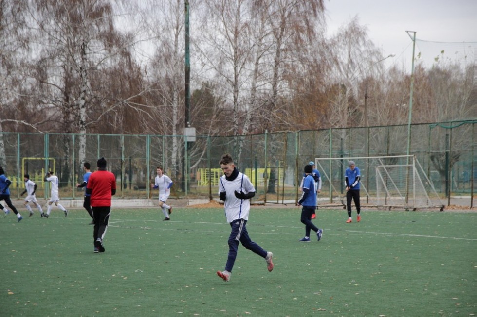 Очередной матч сборная Елабужского института провела в Набережных Челнах Очередной матч сборная Елабужского института провела в Набережных Челнах