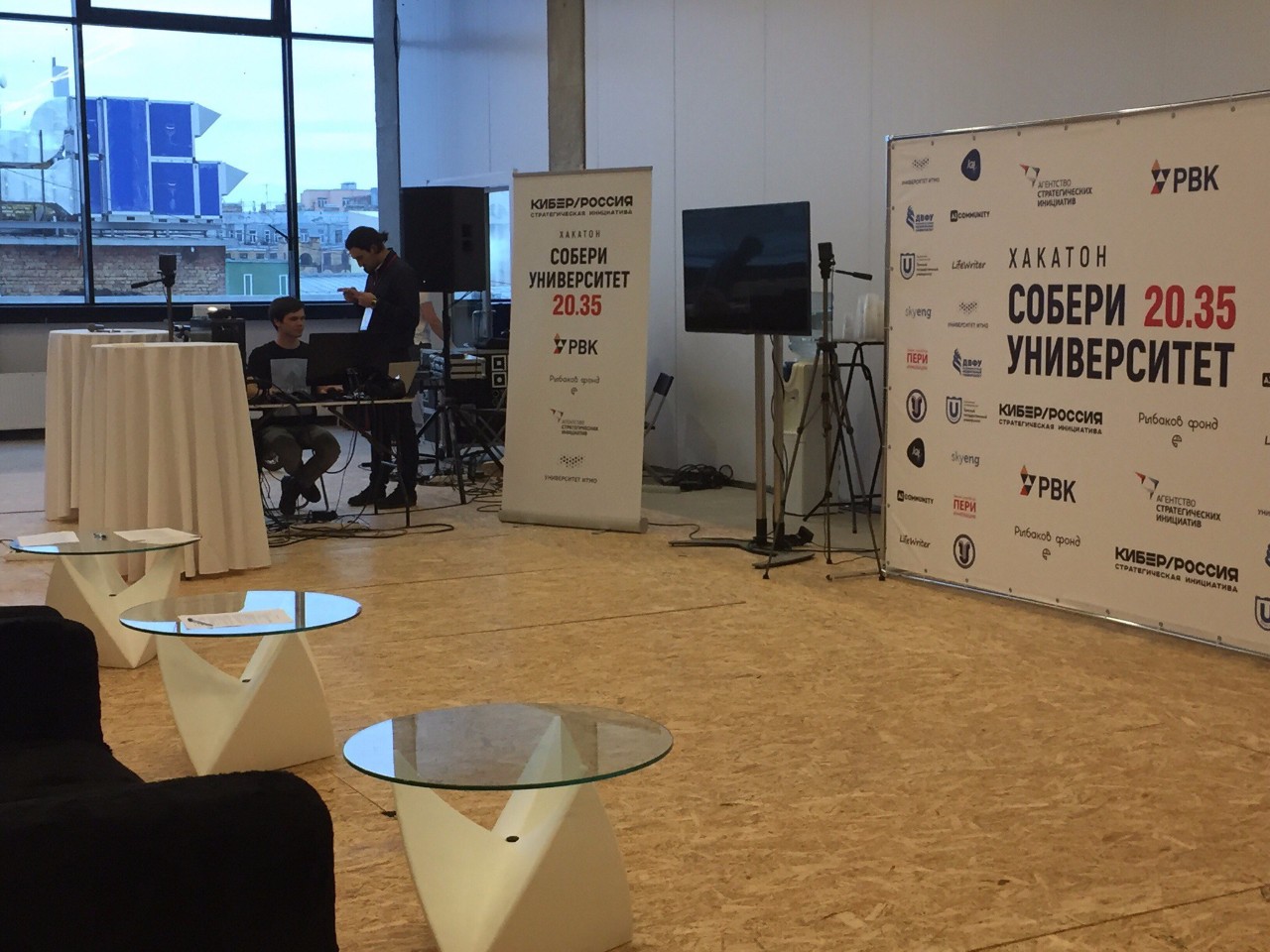 ������� ����������� Digital Media Lab ������ II ����� �� �������� '������ �����������'!