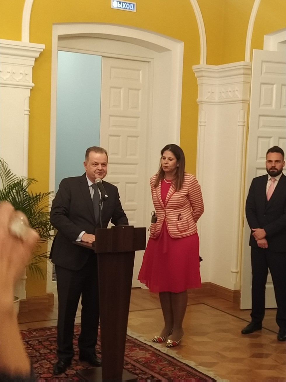 ��� ������ ������� � ������������ �������������� ��� �������������� �����