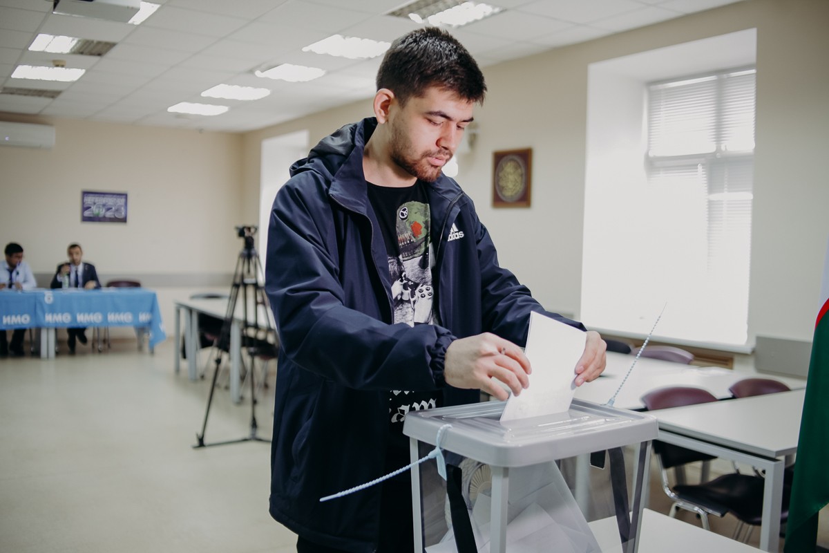 В КФУ работают выездные пункты голосования по внесению изменений в Конституцию Узбекистана