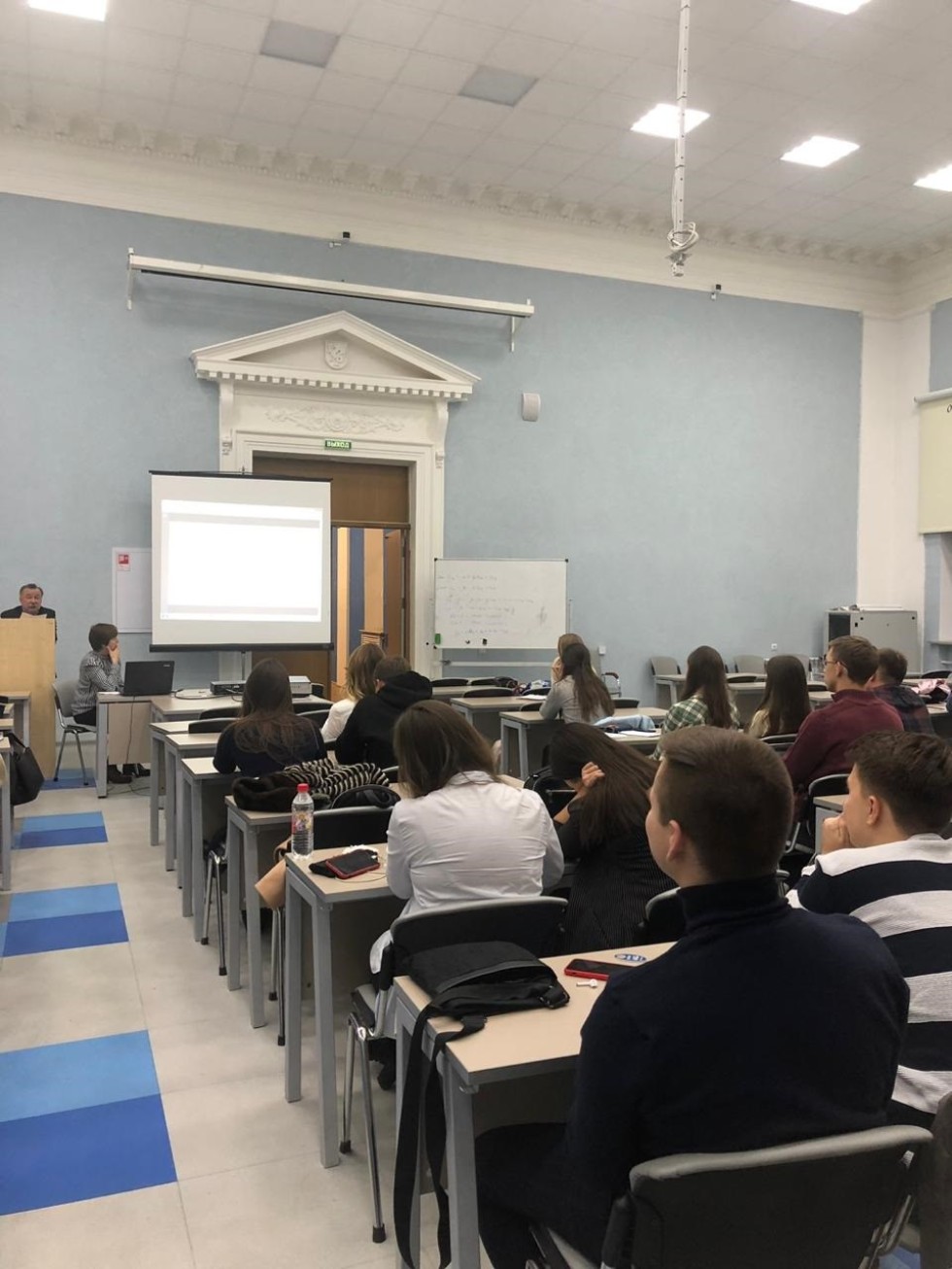 30 октября 2019 г. в рамках сотрудничества Сбербанк России провел гостевую лекцию для студентов обучающихся по специальности 30 октября 2019 г. в рамках сотрудничества Сбербанк России провел гостевую лекцию для студентов обучающихся по специальности