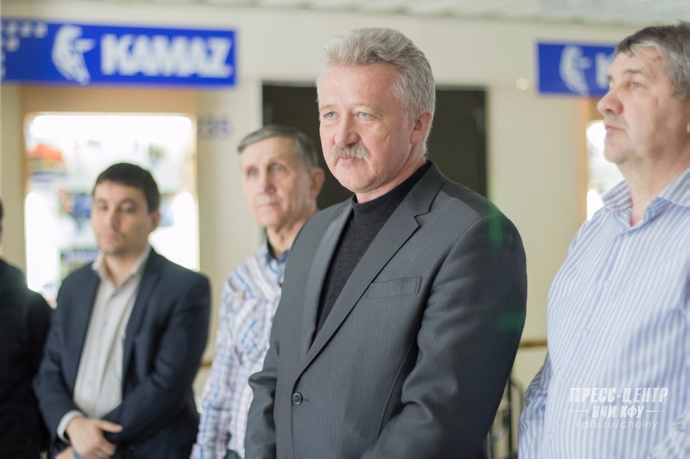 ��� � ���