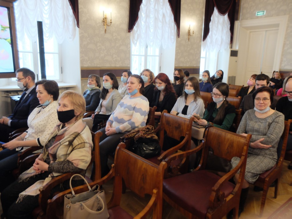 ����������� ����� ������ 8 �����.