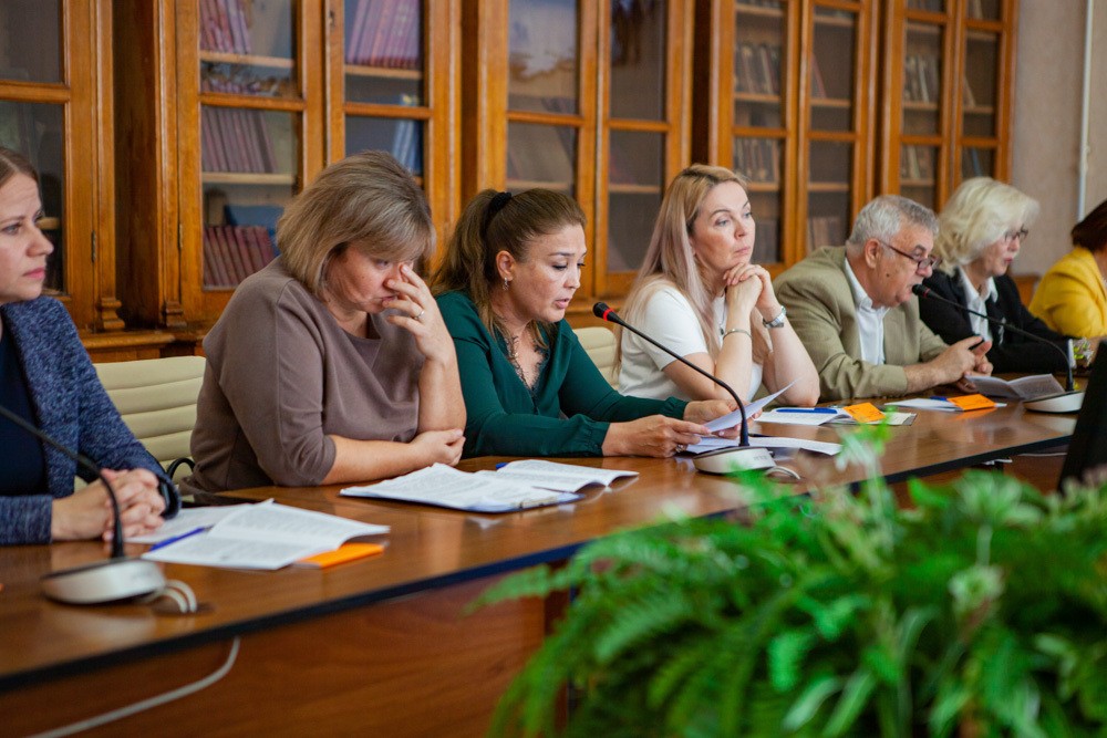 IX ������������ ������: ������� (����)