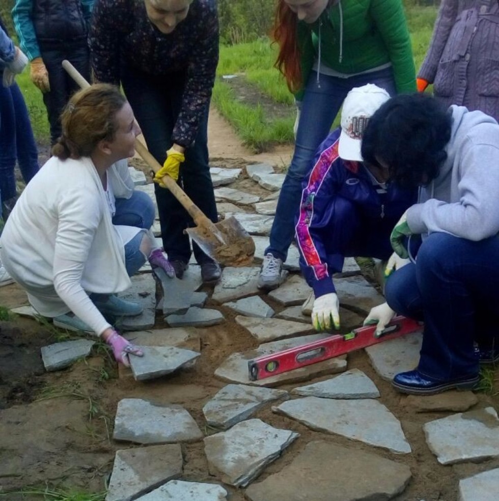 ��������