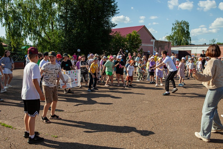 Прошло открытие летнего интеллектуально-оздоровительного лагеря 'ИнтелЛето' Прошло открытие летнего интеллектуально-оздоровительного лагеря 'ИнтелЛето'