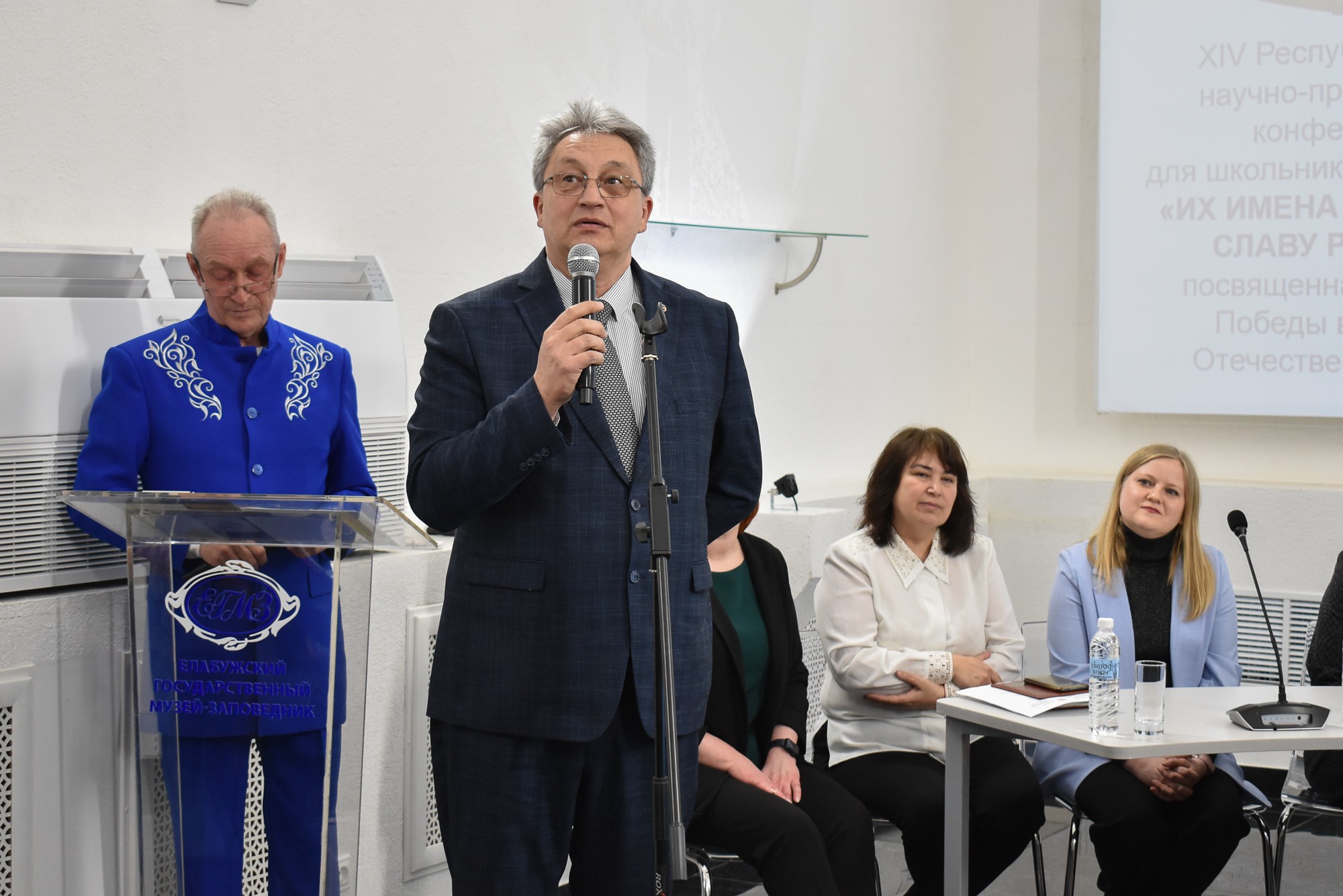 Юные ученые Елабужского института КФУ победили на республиканской конференции Юные ученые Елабужского института КФУ победили на республиканской конференции