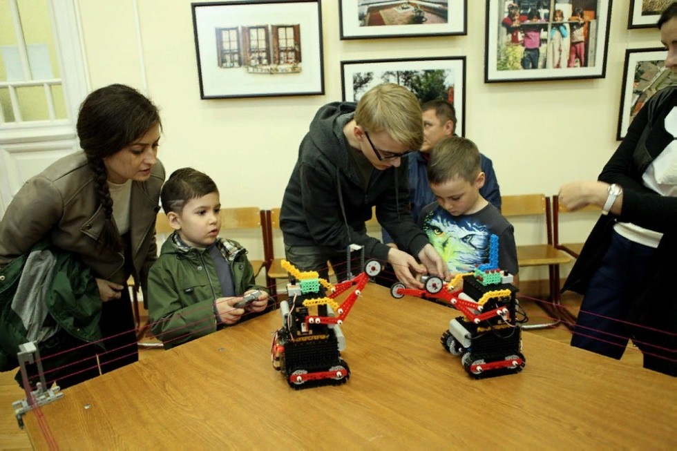 Ночь не для сна, а для науки в Елабужском институте КФУ Ночь не для сна, а для науки в Елабужском институте КФУ