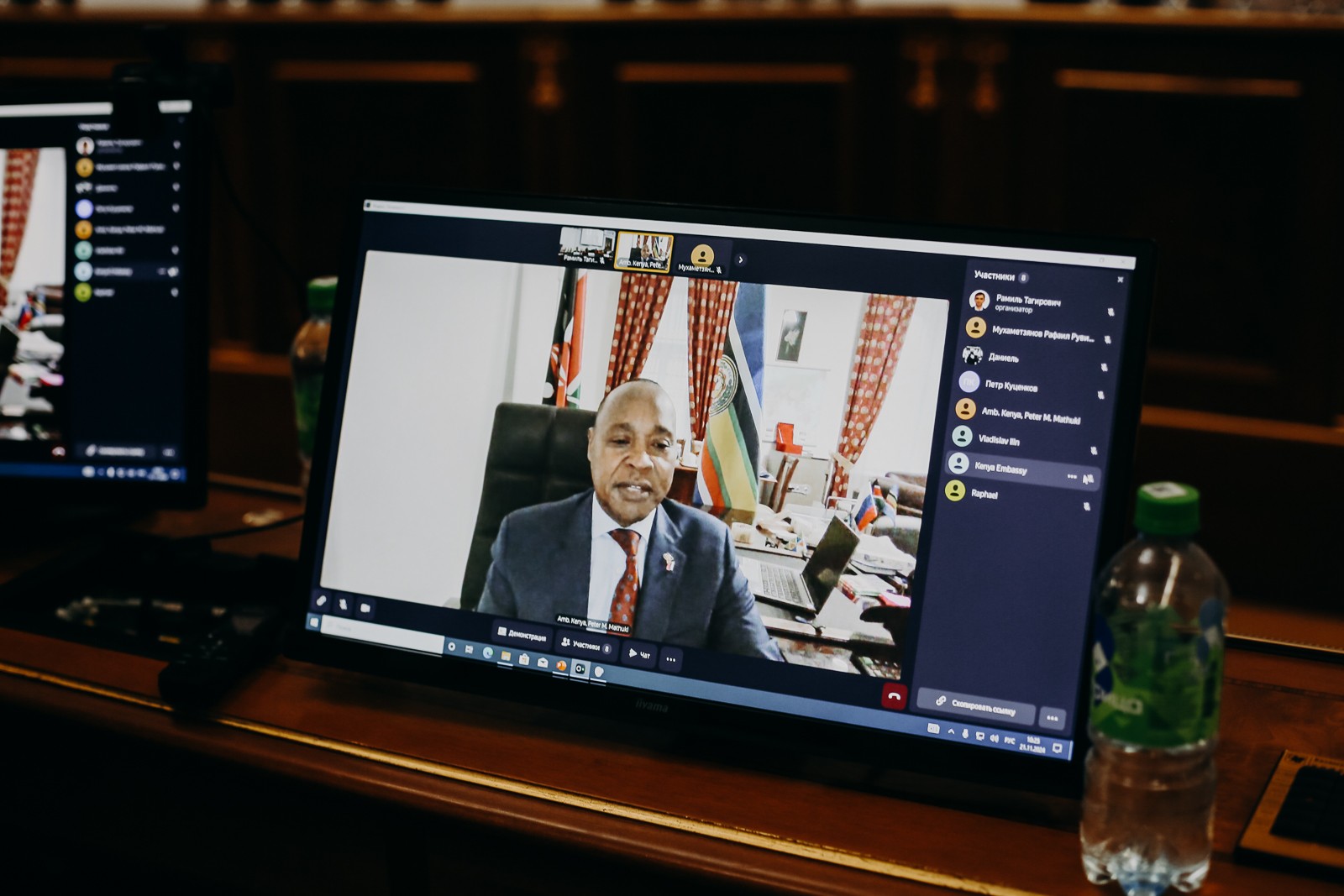 В КФУ начал работу форум 'Россия ? Африка: политика, экономика, история и культура' В КФУ начал работу форум 'Россия ? Африка: политика, экономика, история и культура'