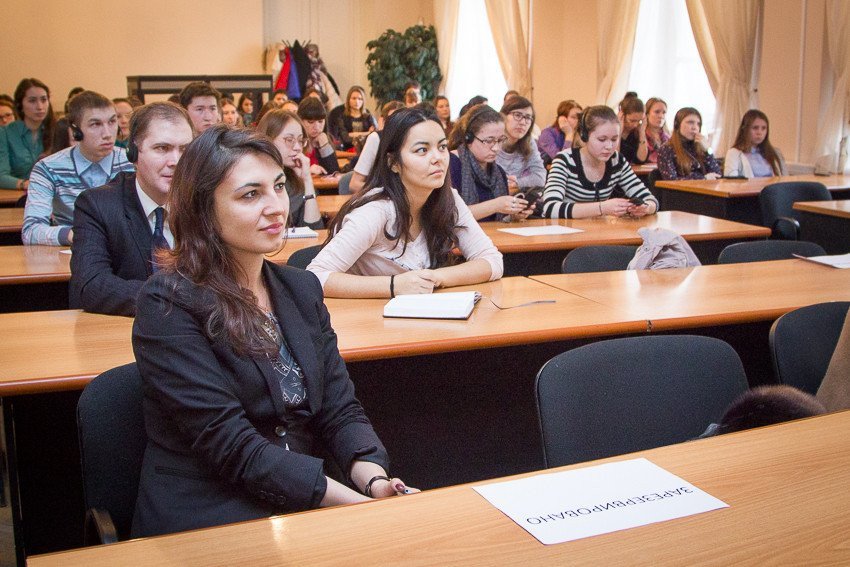 Canadian Professor delivered public lectures in KFU