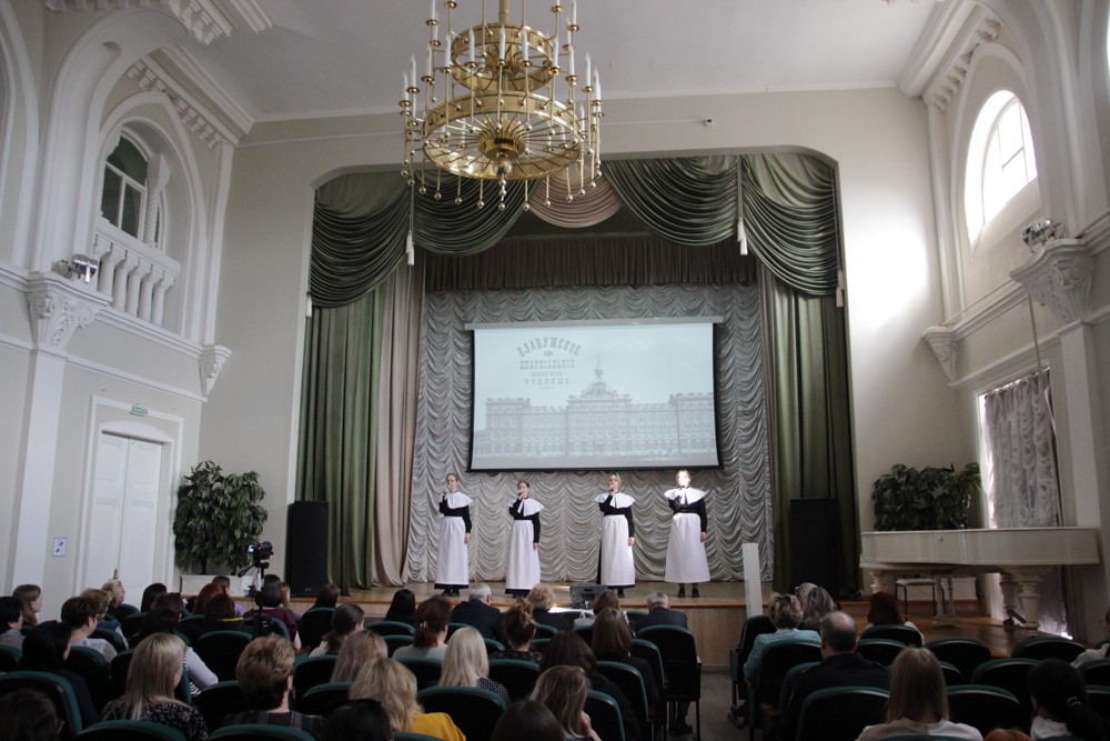 Участие коллектива Елабужского института КФУ в I муниципальном конкурсе 'Алабуга-Арт' художественной самодеятельности среди коллективов предприятий, организаций и учреждений Участие коллектива Елабужского института КФУ в I муниципальном конкурсе 'Алабуга-Арт' художественной самодеятельности среди коллективов предприятий, организаций и учреждений