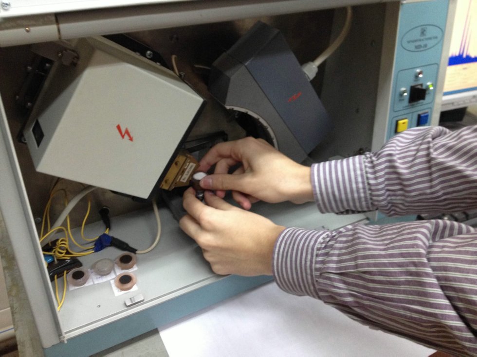 УНЛ 'Рентгено-структурный и рентгено-спектральный анализ' УНЛ 'Рентгено-структурный и рентгено-спектральный анализ'