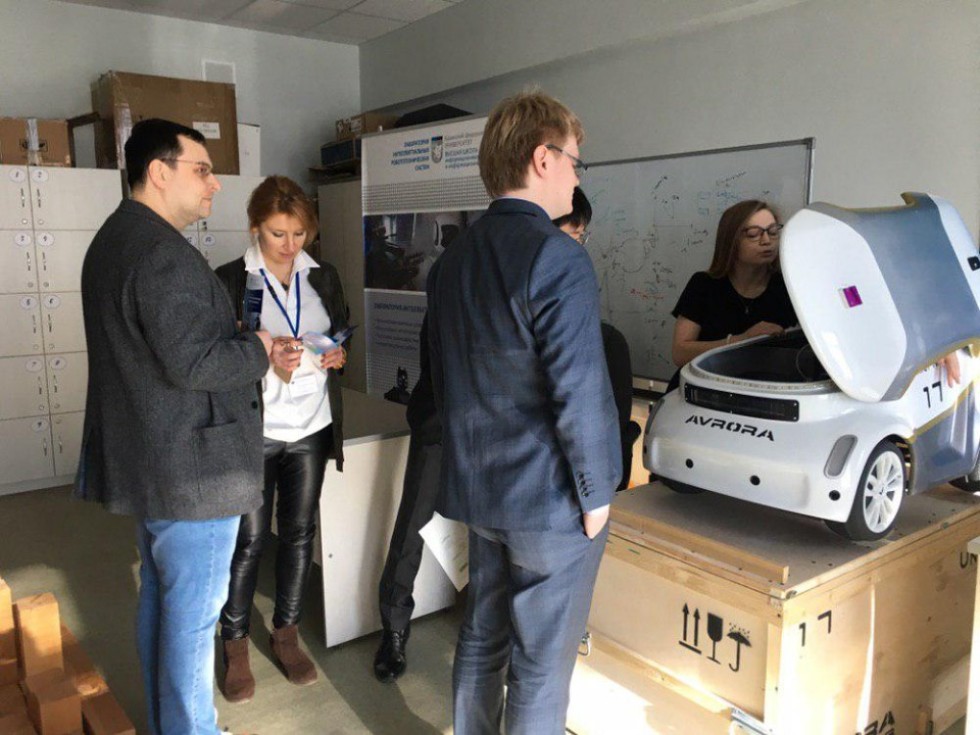 ����� �������������� ������������ ������ � ����