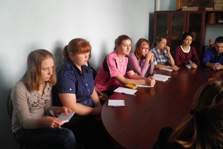 Собрание Школы экскурсоводов Елабужского института КФУ Собрание Школы экскурсоводов Елабужского института КФУ