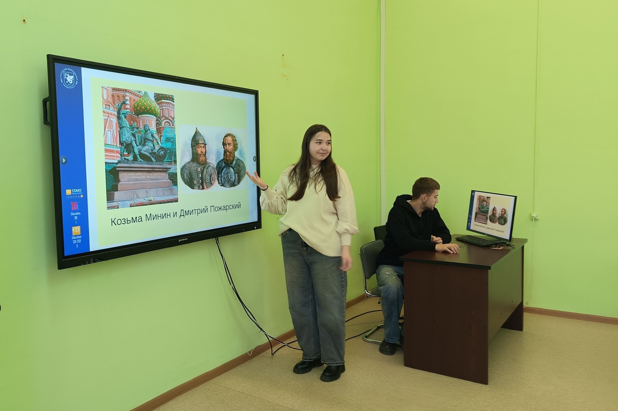 Прошел кураторский час ко Дню народного единства Прошел кураторский час ко Дню народного единства