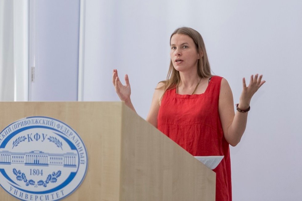 'Медиа ? это не прозрачное окно в мир' 'Медиа ? это не прозрачное окно в мир'