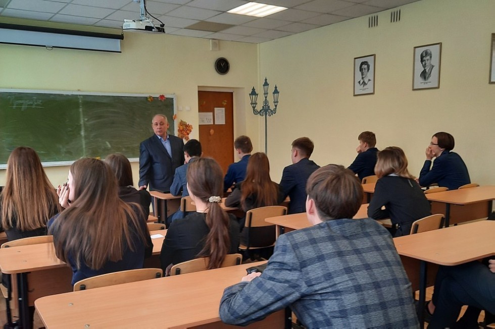 ��������������� ����� � 3 � ����� � 6 �. �������, ����������� �� ���������-�������������� �����������, ����������� � �������������� ����������� ��������� ���