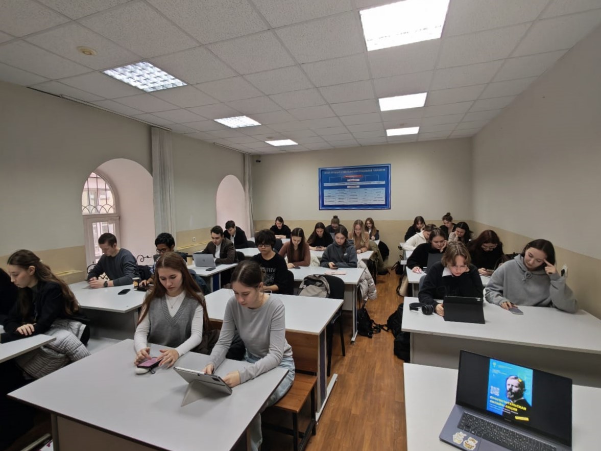 Студенты ИСФНиМК приняли участие в Социологическом диктанте Студенты ИСФНиМК приняли участие в Социологическом диктанте